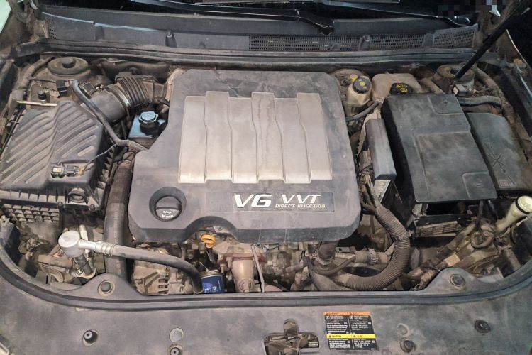 Used Buick LaCrosse 2009 3.0L Flagship Edition Engine Bay