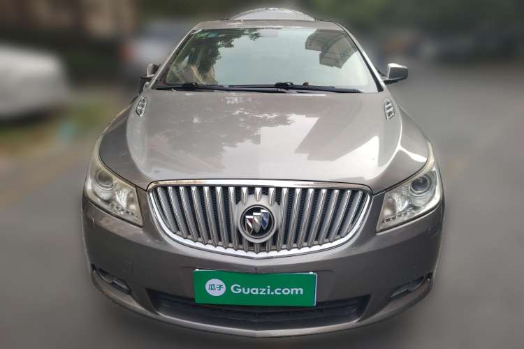 Used Buick LaCrosse 2009 2.4L Luxury Edition Front