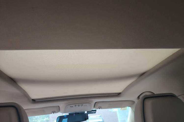 Used Buick LaCrosse 2009 2.4L Luxury Edition Headliner