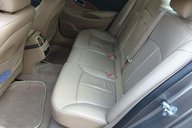 Used Buick LaCrosse 2009 2.4L Haoya Edition Left Rear Seat