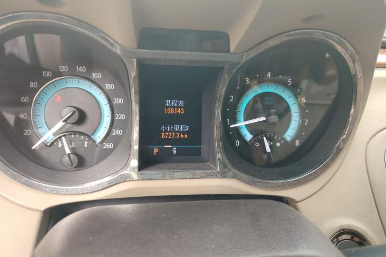 Used Buick LaCrosse 2009 2.4L Luxury Edition Odometer Close Up