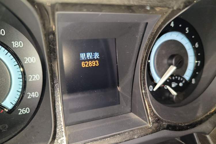 Used Buick LaCrosse 2009 3.0L Flagship Edition Odometer Close Up