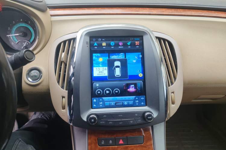 Used Buick LaCrosse 2010 2.4L Haoya Edition Audio And AC Panel