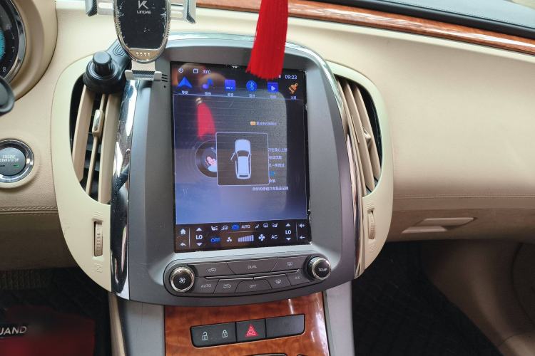 Used Buick LaCrosse 2010 2.4L Luxury Edition Audio And AC Panel