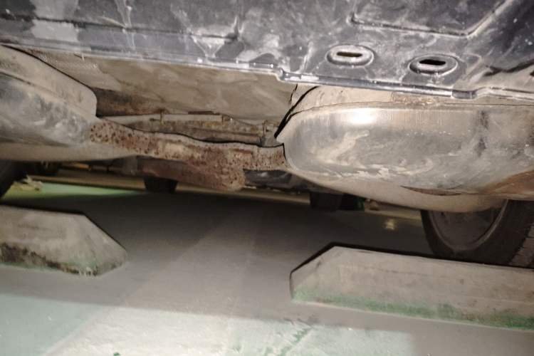 Used Buick LaCrosse 2010 2.4L Luxury Edition Chassis Rear