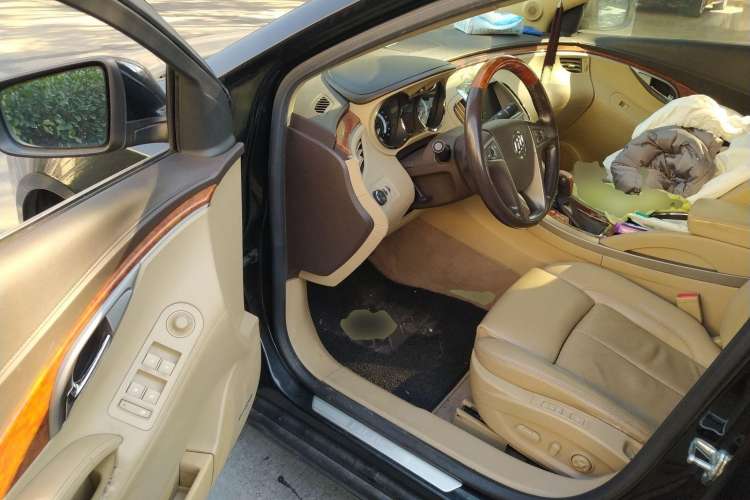 Used Buick LaCrosse 2010 3.0L Flagship Edition Driver Seat