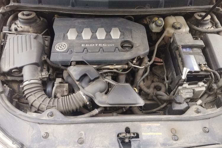 Used Buick LaCrosse 2010 2.4L Haoya Edition Engine Bay