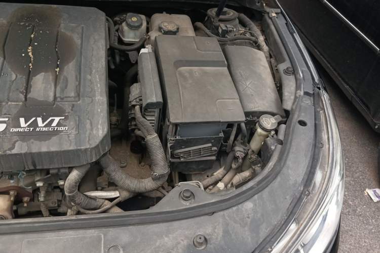 Used Buick LaCrosse 2010 3.0L Flagship Edition Engine Bay Left