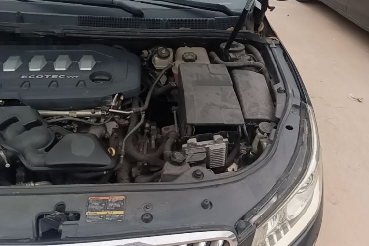 Used Buick LaCrosse 2010 2.4L Luxury Edition Engine Bay Left