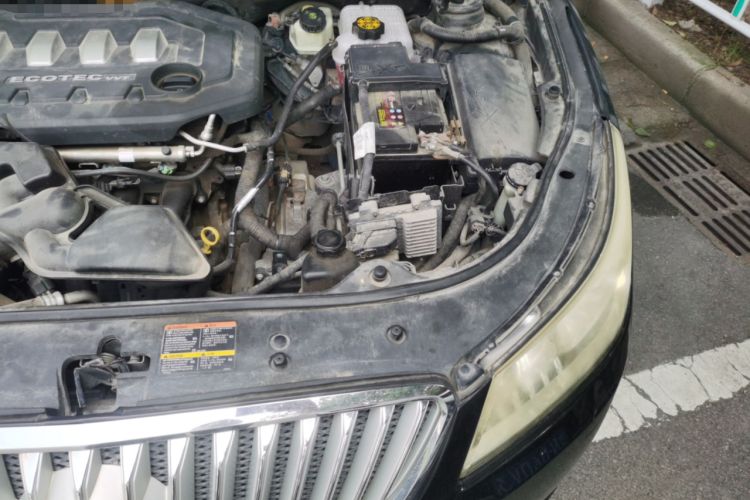 Used Buick LaCrosse 2010 2.4L Haoya Edition Engine Bay Left