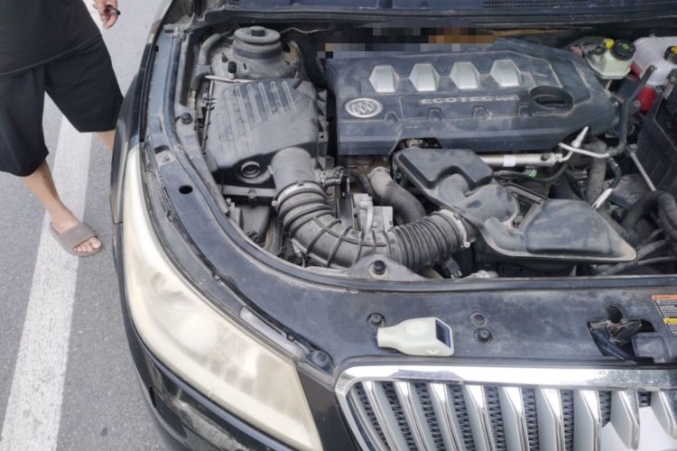 Used Buick LaCrosse 2010 2.4L Haoya Edition Engine Bay Right