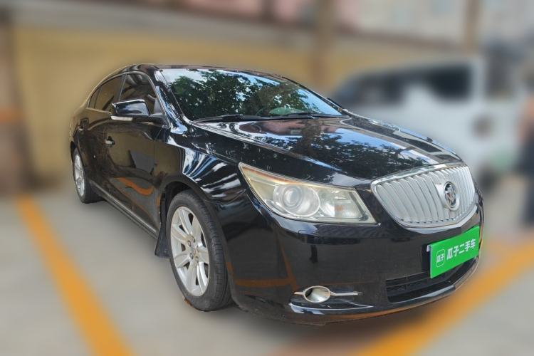 Used Buick LaCrosse 2010 3.0L Flagship Edition Front Right 45 Deg