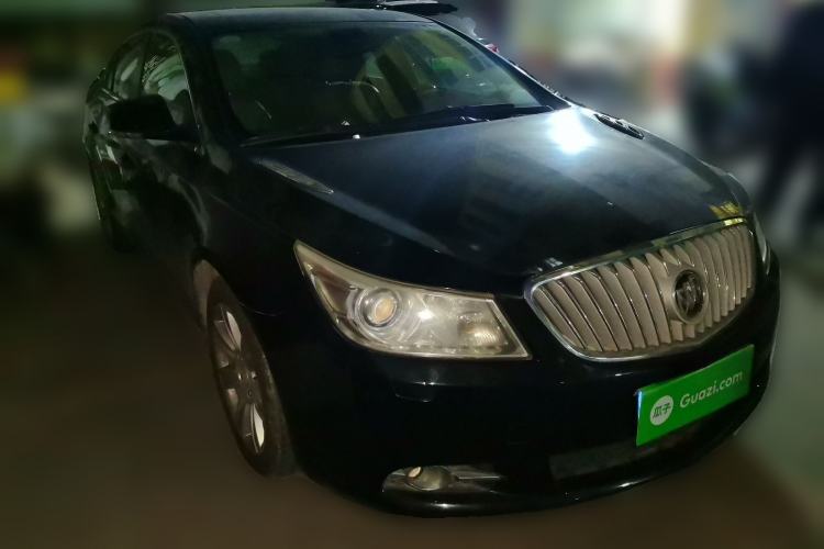 Used Buick LaCrosse 2010 2.4L Luxury Edition Front Right 45 Deg