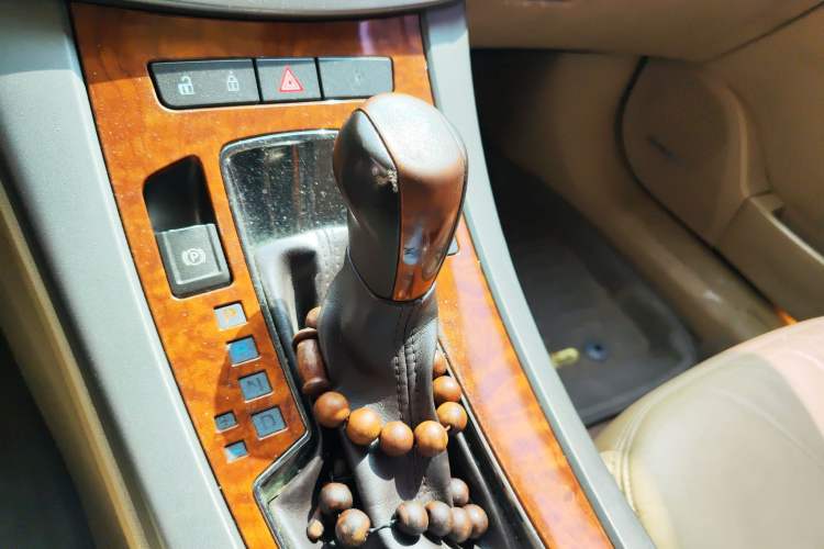 Used Buick LaCrosse 2010 2.4L Luxury Edition Gear Lever