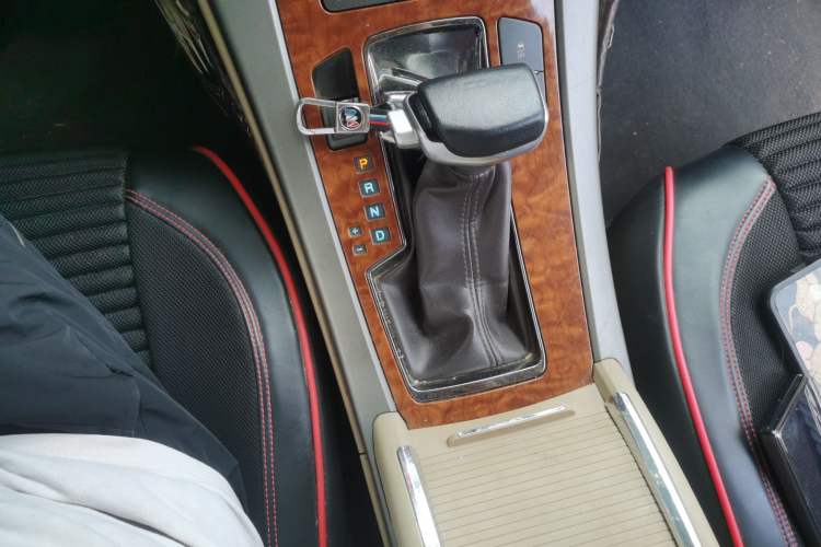 Used Buick LaCrosse 2010 2.4L Haoya Edition Gear Lever