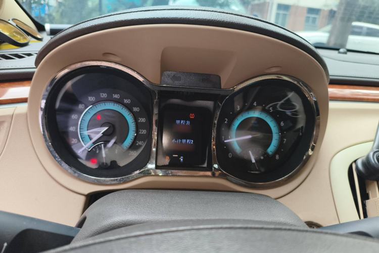 Used Buick LaCrosse 2010 2.4L Luxury Edition Instrument Cluster