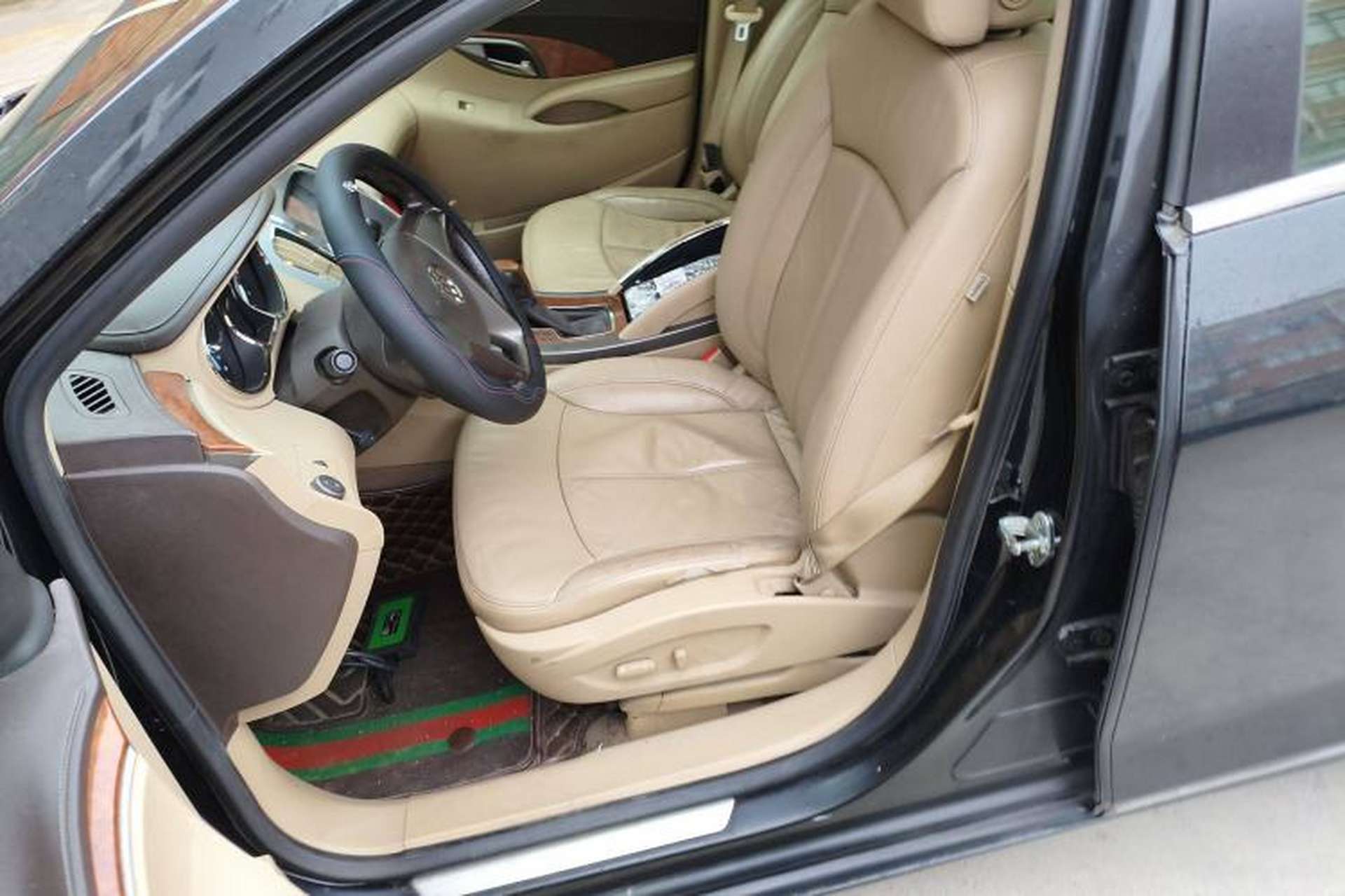 Used Buick LaCrosse 2010 2.0T Comfort Edition Left Front Seat