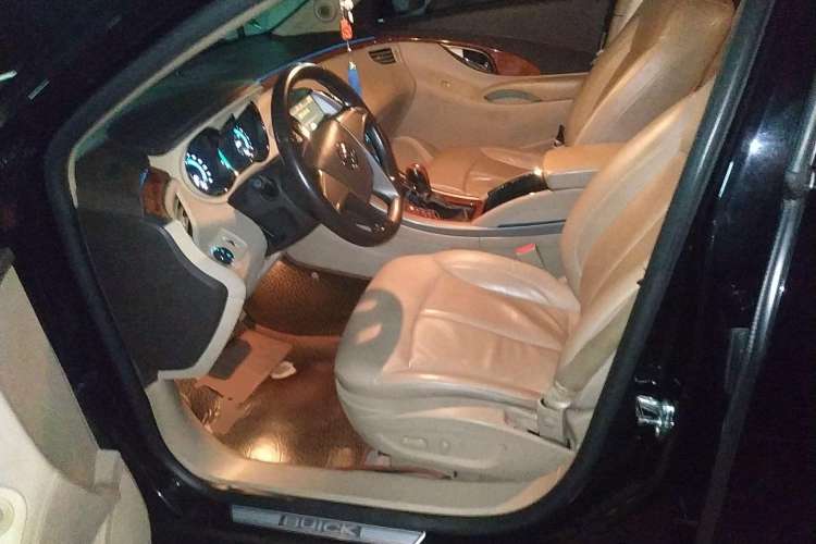 Used Buick LaCrosse 2010 2.0T Comfort Edition Left Front Seat