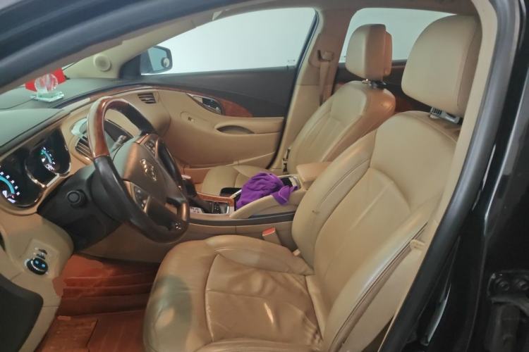 Used Buick LaCrosse 2010 2.4L Luxury Edition Left Front Seat