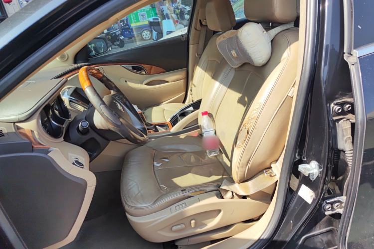 Used Buick LaCrosse 2010 2.4L Luxury Edition Left Front Seat
