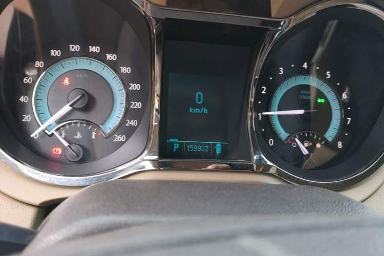 Used Buick LaCrosse 2010 2.0T Comfort Edition Odometer Close Up