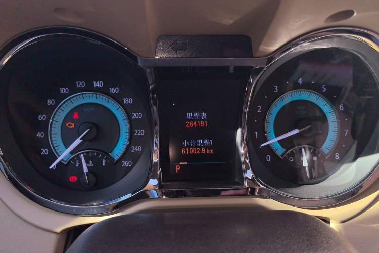 Used Buick LaCrosse 2010 3.0L Flagship Edition Odometer Close Up