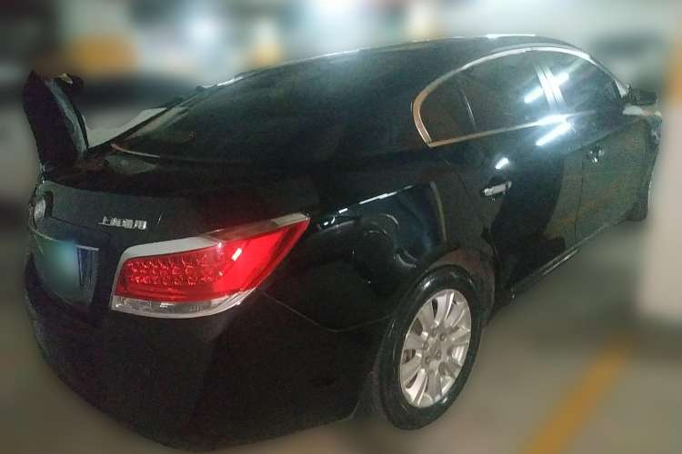 Used Buick LaCrosse 2010 2.0T Comfort Edition Rear Right 45 Deg