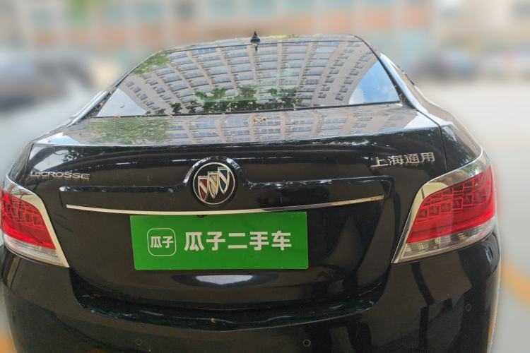 Used Buick LaCrosse 2010 3.0L Flagship Edition Rear