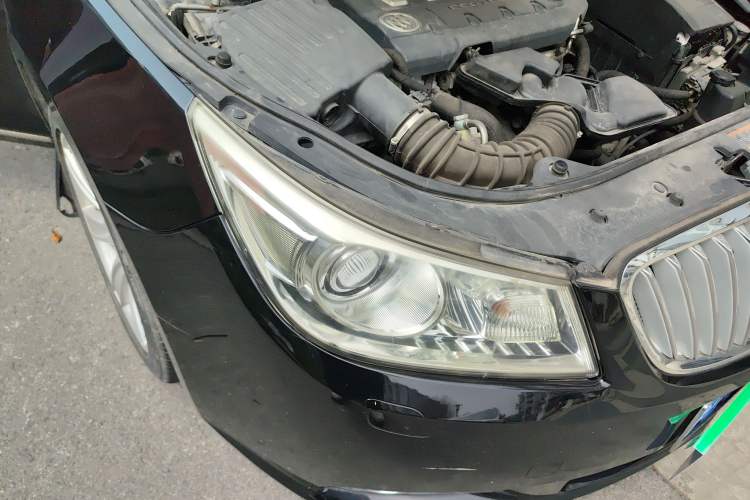 Used Buick LaCrosse 2010 2.4L Luxury Edition Right Front Headlight