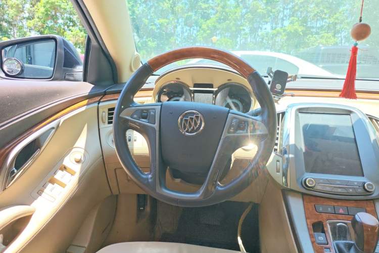 Used Buick LaCrosse 2010 2.4L Luxury Edition Steering Wheel