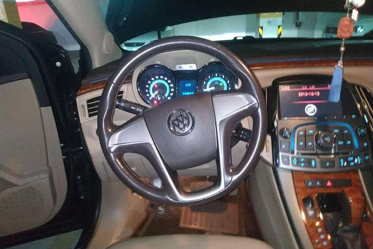 Used Buick LaCrosse 2010 2.0T Comfort Edition Steering Wheel