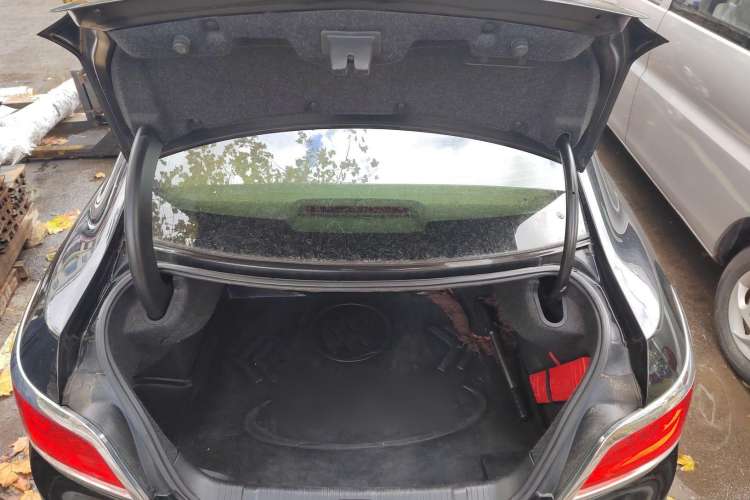 Used Buick LaCrosse 2010 2.4L Haoya Edition Trunk