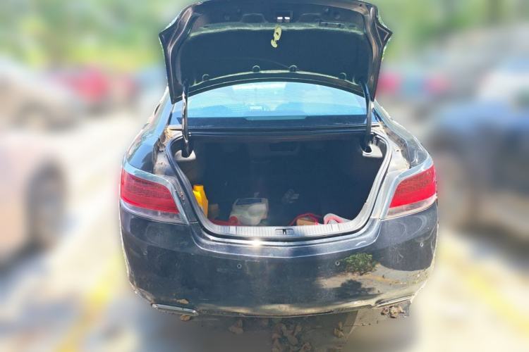 Used Buick LaCrosse 2010 2.4L Luxury Edition Trunk