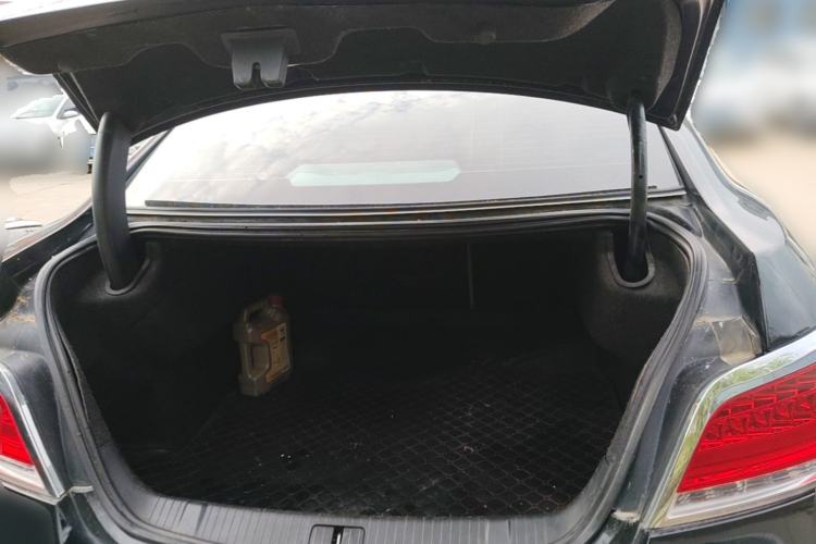 Used Buick LaCrosse 2010 2.0T Comfort Edition Trunk