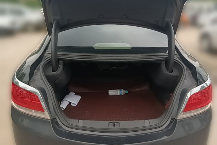 Used Buick LaCrosse 2010 2.4L Luxury Edition Trunk