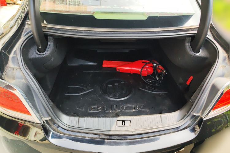 Used Buick LaCrosse 2010 2.4L Luxury Edition Trunk