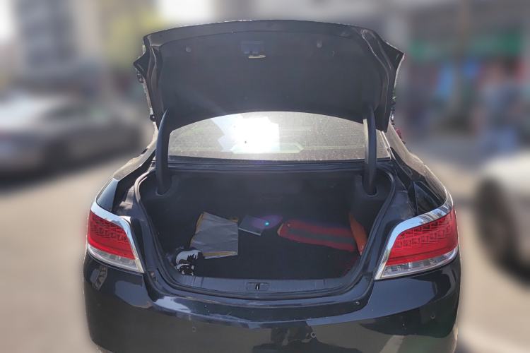 Used Buick LaCrosse 2010 2.4L Luxury Edition Trunk
