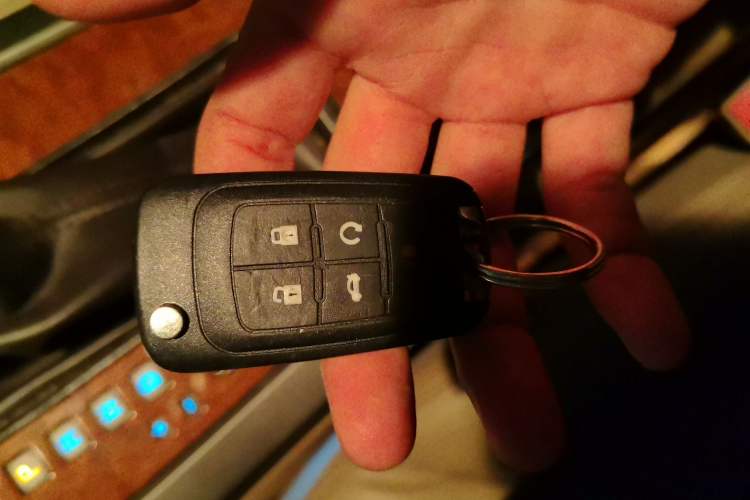 Used Buick LaCrosse 2010 2.4L Luxury Edition Vehicle Key