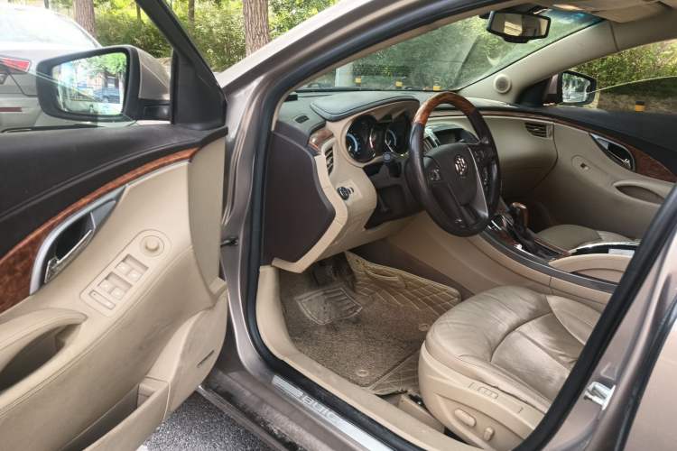 Used Buick LaCrosse 2010 2.4L Luxury Edition Driver Seat