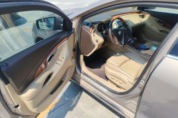 Used Buick LaCrosse 2010 3.0L Flagship Edition Driver Seat