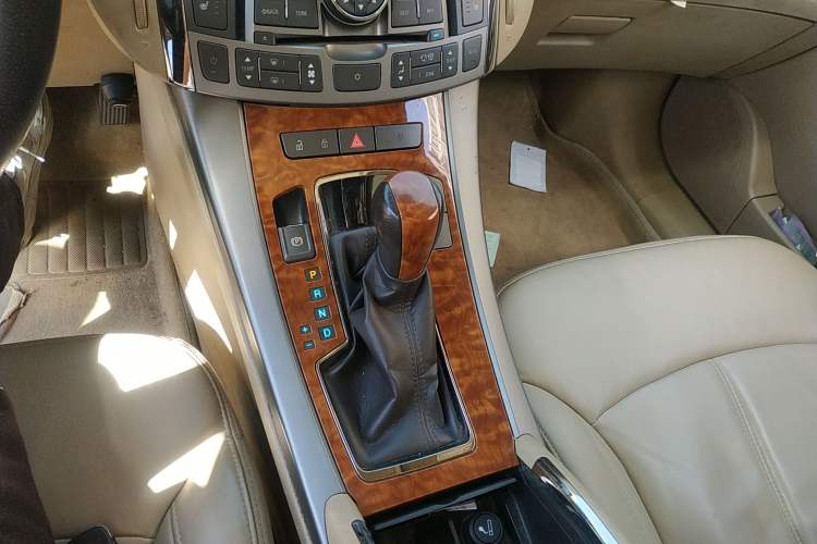 Used Buick LaCrosse 2010 2.4L Haoya Edition Gear Lever