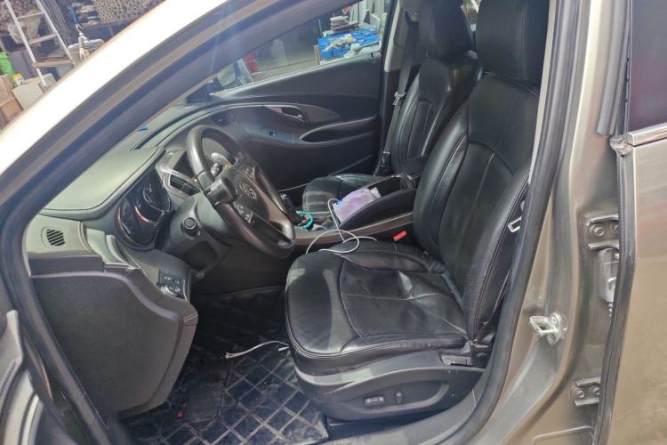 Used Buick LaCrosse 2010 2.0T Haoya Edition Left Front Seat