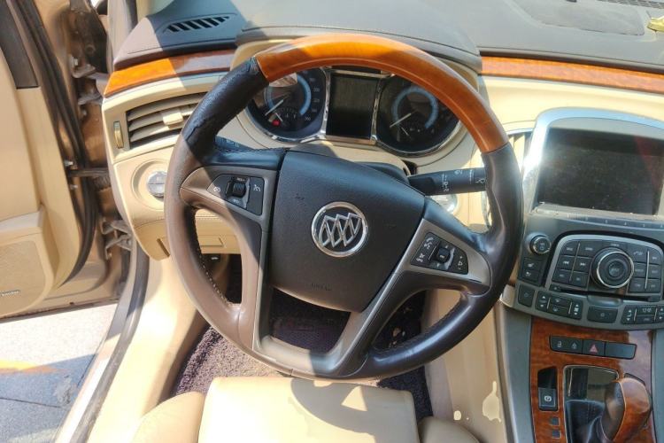 Used Buick LaCrosse 2010 3.0L Flagship Edition Steering Wheel