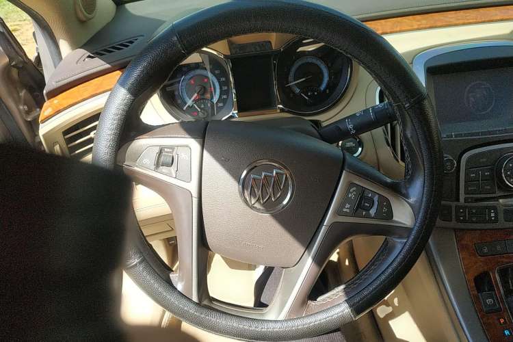 Used Buick LaCrosse 2010 2.4L Haoya Edition Steering Wheel