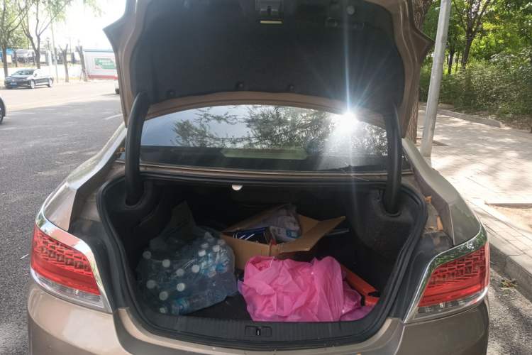 Used Buick LaCrosse 2010 2.4L Luxury Edition Trunk