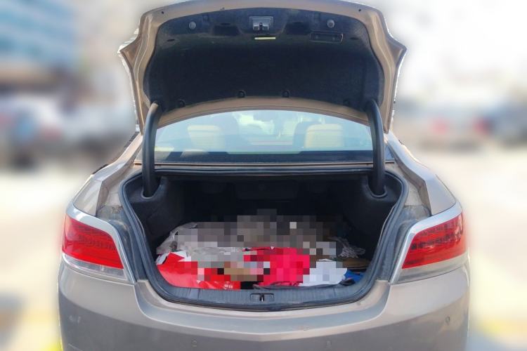 Used Buick LaCrosse 2010 3.0L Flagship Edition Trunk