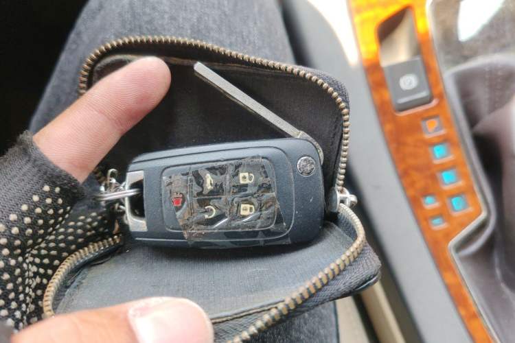 Used Buick LaCrosse 2010 3.0L Flagship Edition Vehicle Key