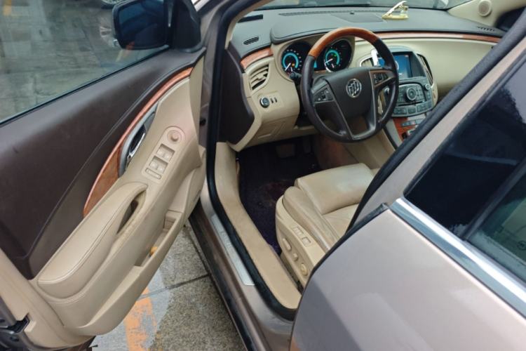 Used Buick LaCrosse 2010 3.0L Flagship Edition Driver Seat