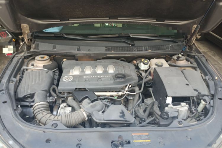 Used Buick LaCrosse 2010 2.4L Haoya Edition Engine Bay