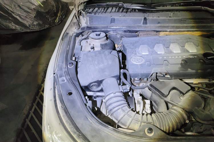 Used Buick LaCrosse 2010 2.4L Haoya Edition Engine Bay Right